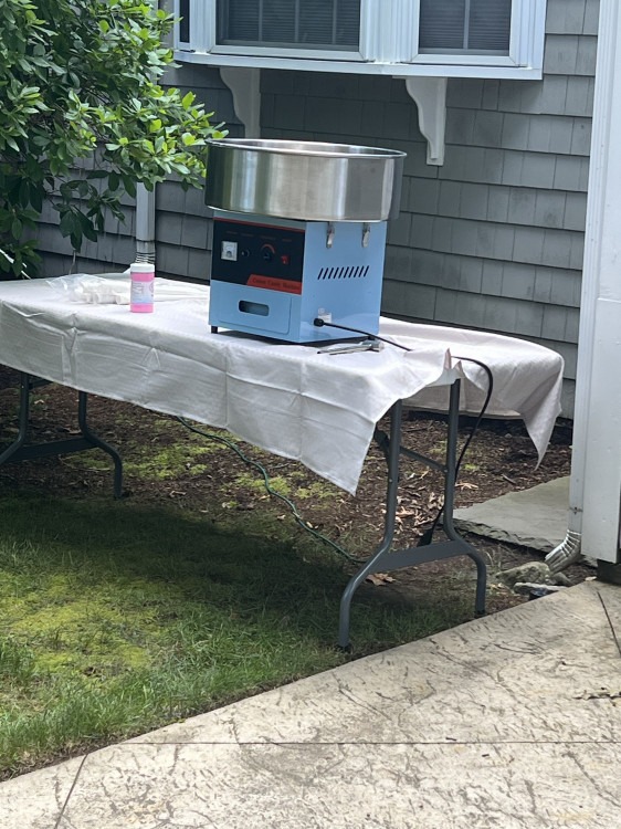 Cotton Candy Machine - no Supplies, no Staff